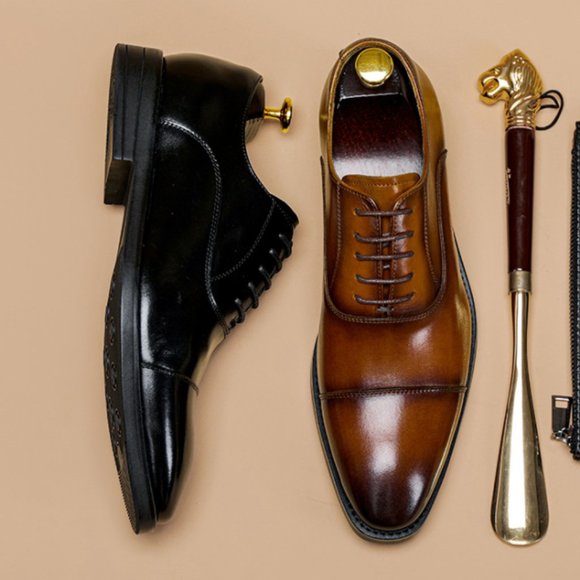 Autumn leather shoes for men